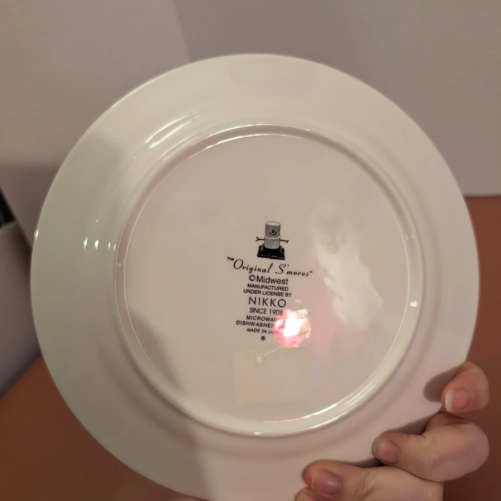 Nikko The Original S'Mores Christmas Snack/Dessert/Salad Plates - 8 Inches